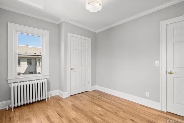 75 Waller Avenue, White Plains, NY 10605