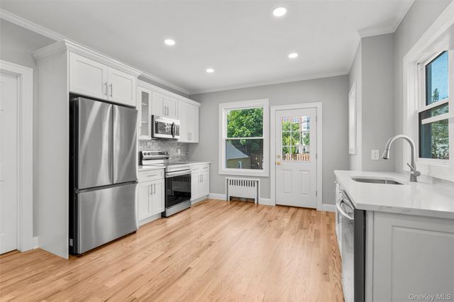 75 Waller Avenue, White Plains, NY 10605