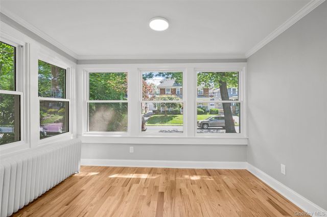 75 Waller Avenue, White Plains, NY 10605