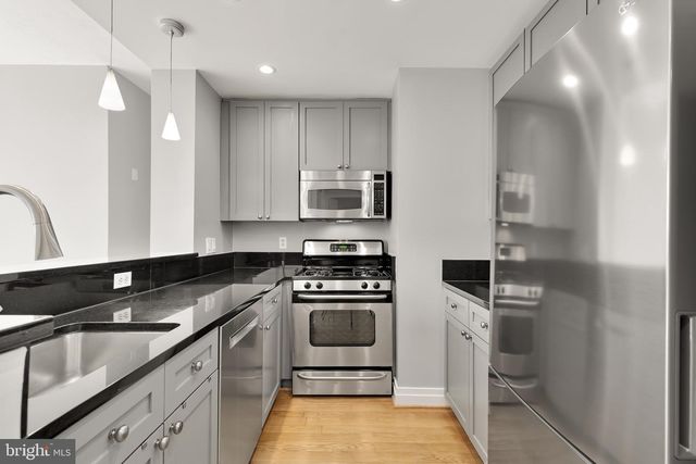 2120 Vermont Ave NW Apt 621, Washington, DC 20001