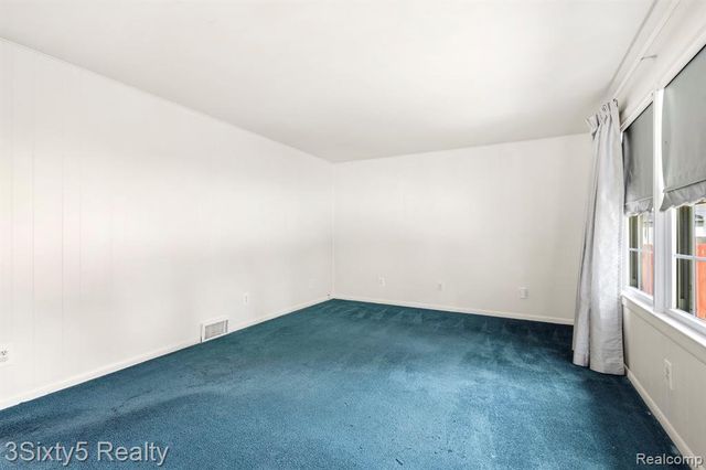 13599 S Huron River Drive, Romulus, MI 48174