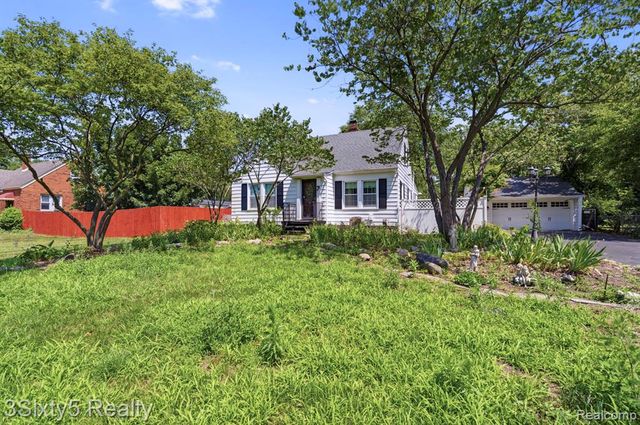 13599 S Huron River Drive, Romulus, MI 48174
