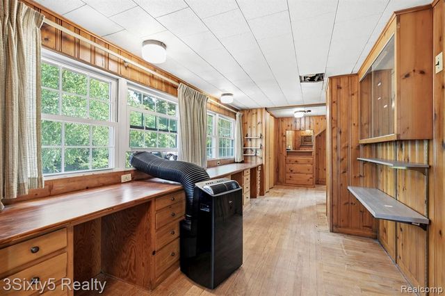 13599 S Huron River Drive, Romulus, MI 48174