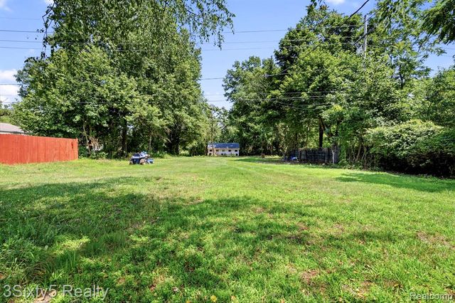 13599 S Huron River Drive, Romulus, MI 48174