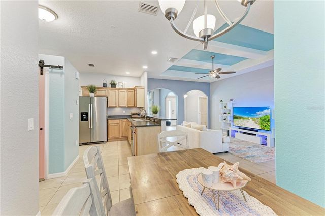 6422 2ND STREET E, Bradenton, FL 34203