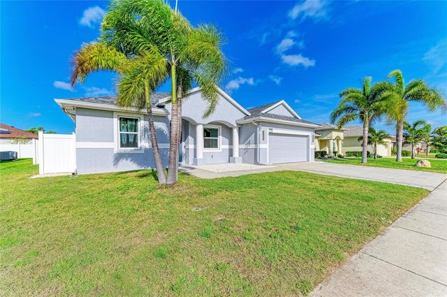 6422 2ND STREET E, Bradenton, FL 34203
