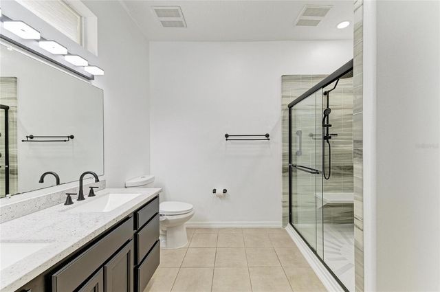 6422 2ND STREET E, Bradenton, FL 34203