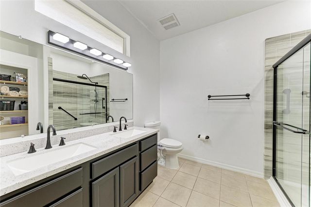 6422 2ND STREET E, Bradenton, FL 34203