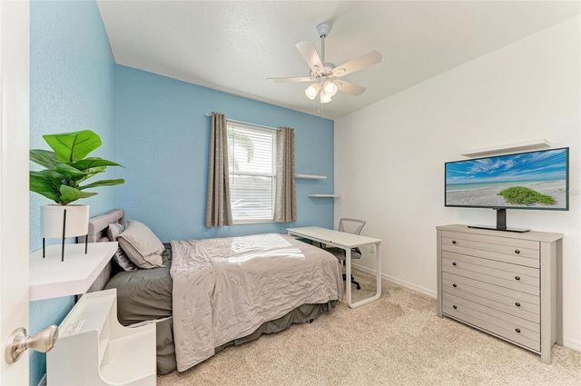 6422 2ND STREET E, Bradenton, FL 34203