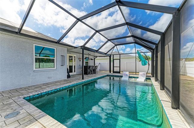 6422 2ND STREET E, Bradenton, FL 34203