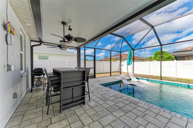 6422 2ND STREET E, Bradenton, FL 34203