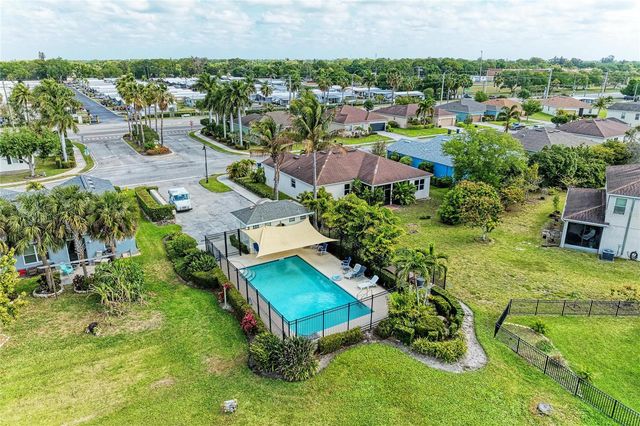 6422 2ND STREET E, Bradenton, FL 34203