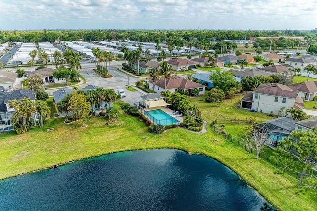 6422 2ND STREET E, Bradenton, FL 34203