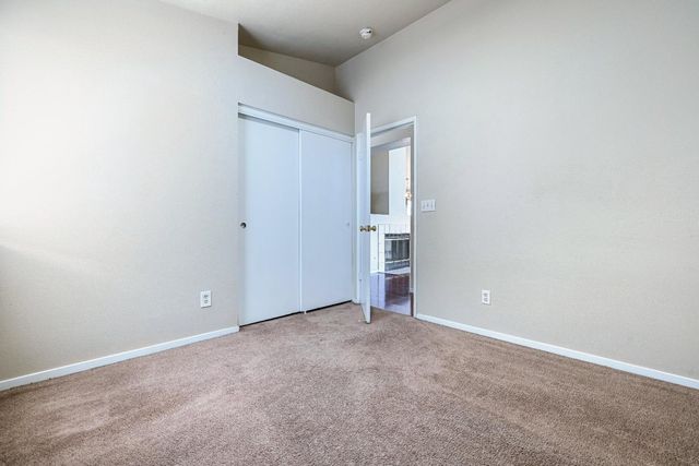 5634 W Donner Avenue, Fresno, CA 93722