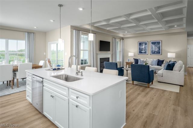 6277 Cable Bridge Circle NW, Lehigh Twp, OH 44720