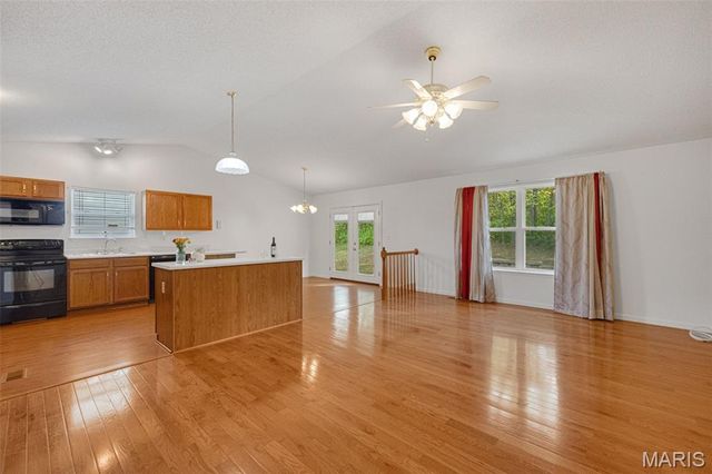 13 Lambert Hills, Festus, MO 63028