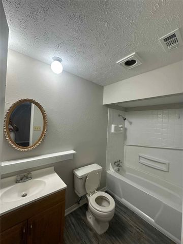 6918 Kearney Drive, Richmond, TX 77469