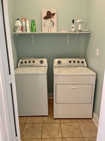 1745 Catfish Lane, Crystal Beach, TX 77650