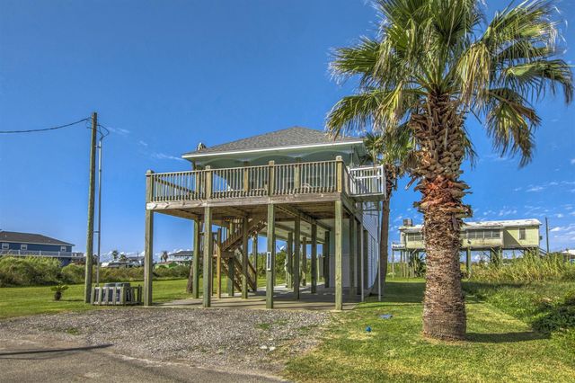 1745 Catfish Lane, Crystal Beach, TX 77650