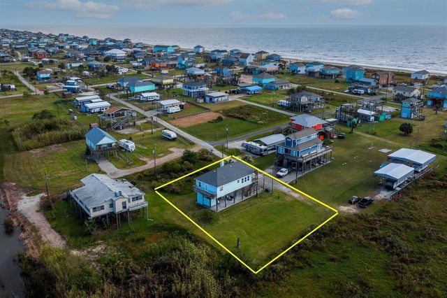 1745 Catfish Lane, Crystal Beach, TX 77650