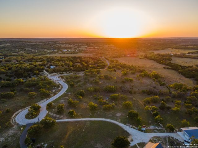 LOT 31 Shady Hollow, Blanco, TX 78606