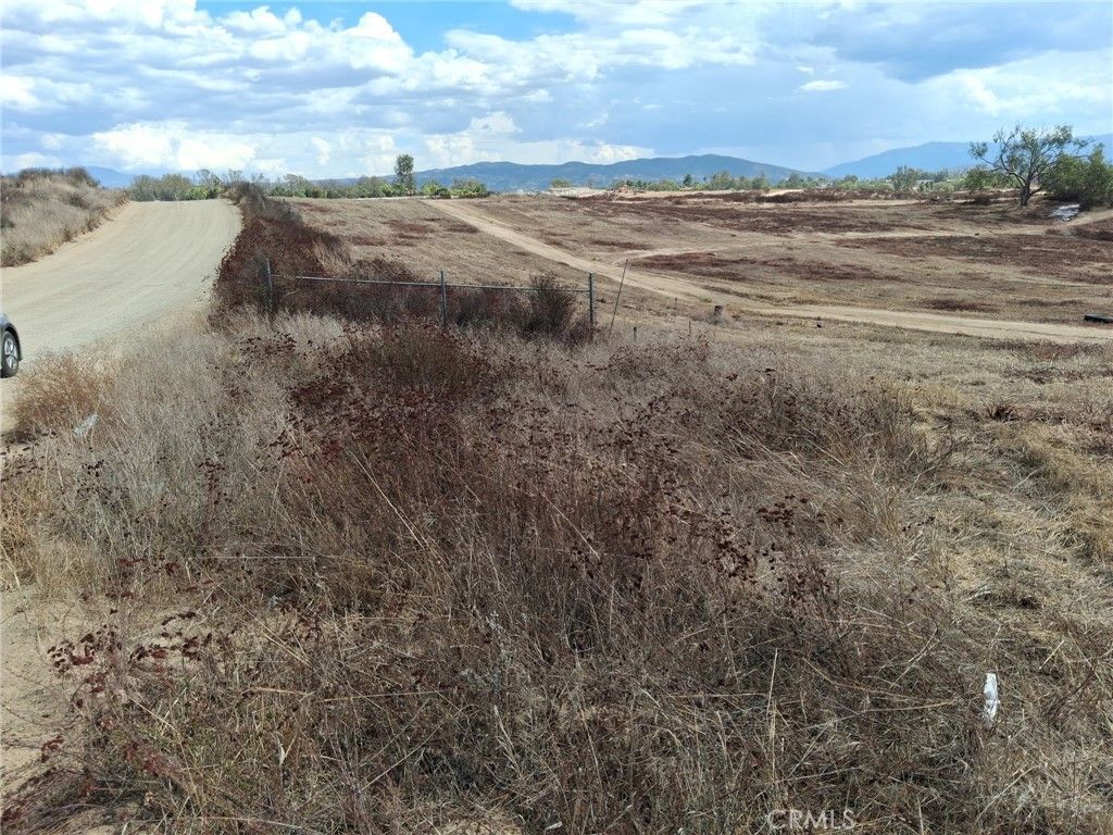 3 BUCK RD, Temecula, CA 92591 — photo 2