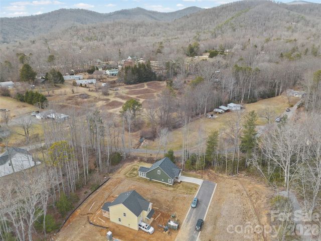 244 Slade Lane, Black Mountain, NC 28711