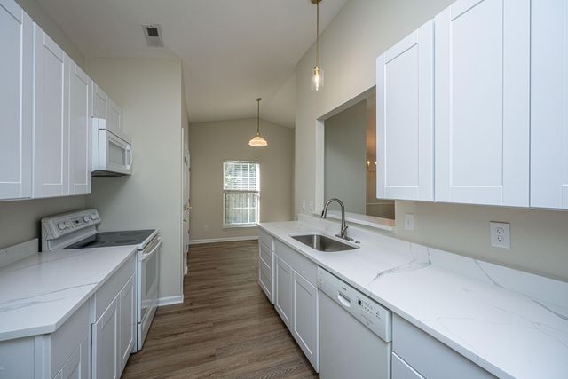 1968 Presidio Drive, Mount Pleasant, SC 29466