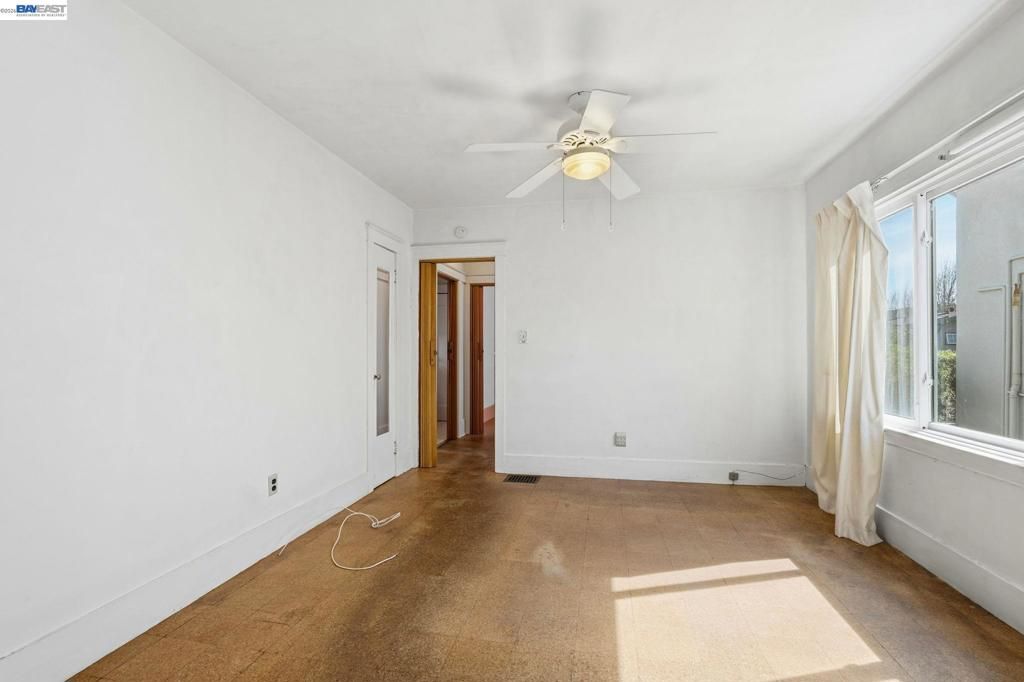 Image 18 of property listing at 1130 Ranleigh Way, Piedmont, CA 94610