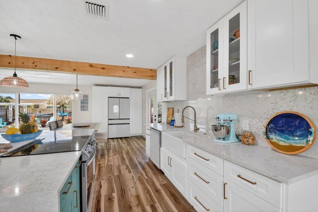 2607 W End Road, West Palm Beach, FL 33406