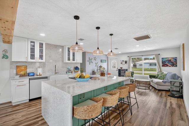 2607 W End Road, West Palm Beach, FL 33406