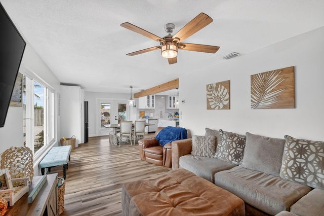 2607 W End Road, West Palm Beach, FL 33406