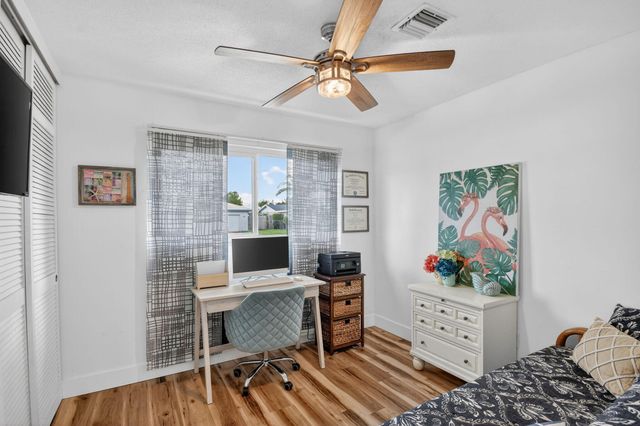 2607 W End Road, West Palm Beach, FL 33406