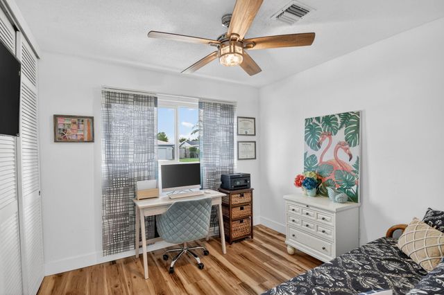 2607 W End Road, West Palm Beach, FL 33406