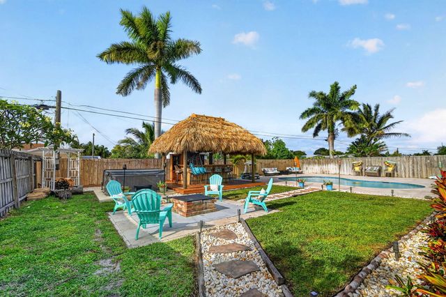 2607 W End Road, West Palm Beach, FL 33406