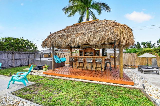 2607 W End Road, West Palm Beach, FL 33406