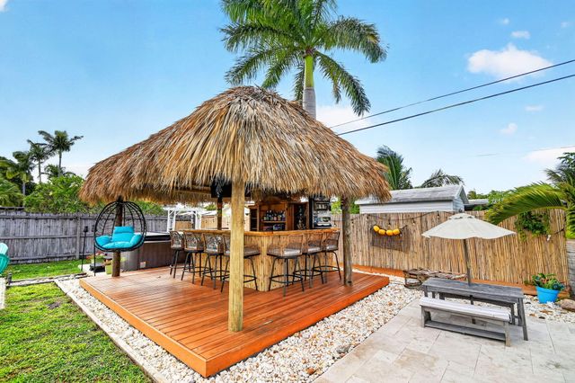 2607 W End Road, West Palm Beach, FL 33406