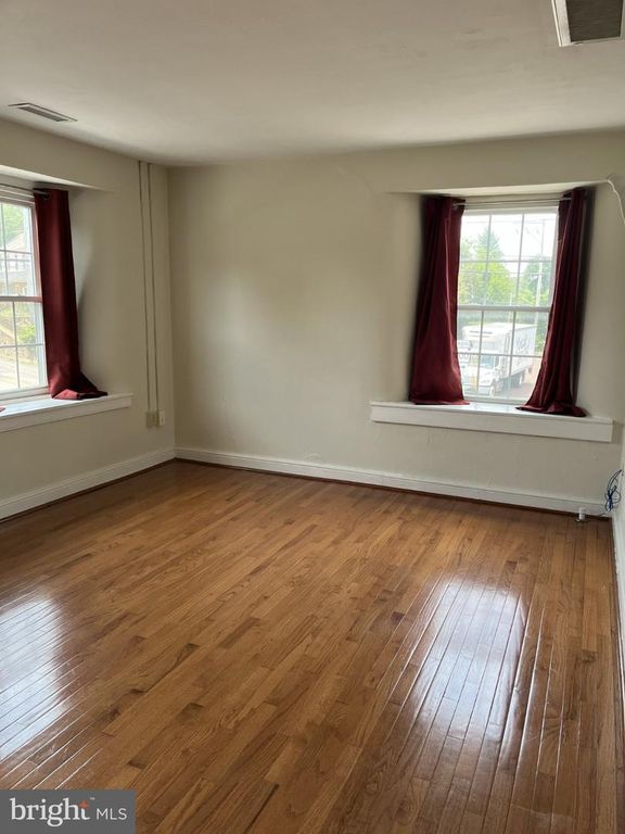 825 PUGHTOWN RD, SPRING CITY, PA 19475 — photo 4