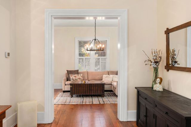 990 Thompson Way, Placerville, CA 95667