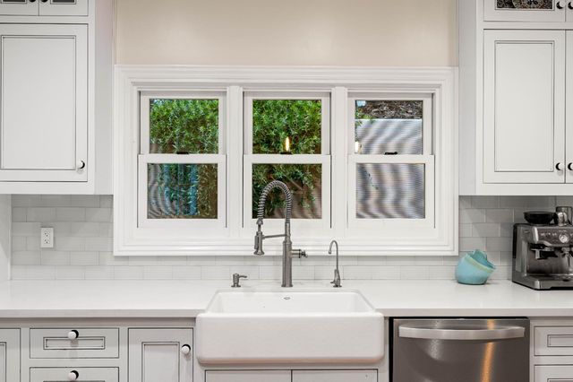 990 Thompson Way, Placerville, CA 95667