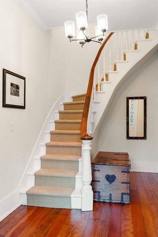 990 Thompson Way, Placerville, CA 95667