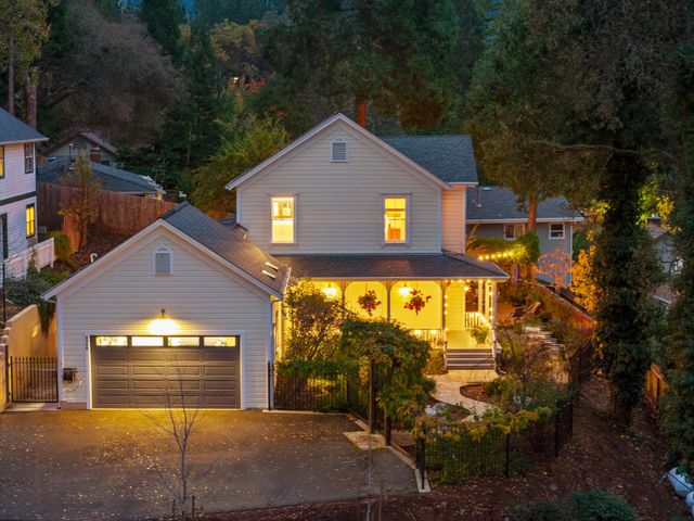 990 Thompson Way, Placerville, CA 95667