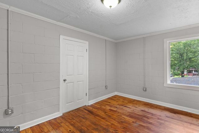 822 W Broad Street, Griffin, GA 30223