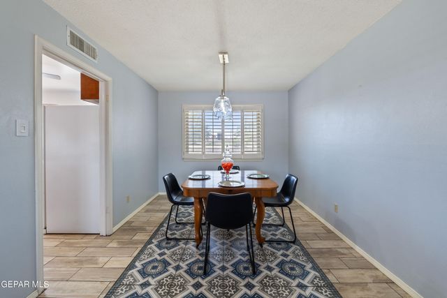 6201 Sylvania Way, El Paso, TX 79912