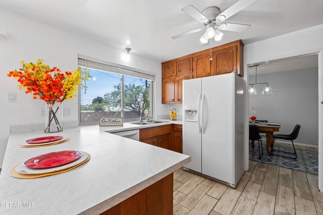 6201 Sylvania Way, El Paso, TX 79912