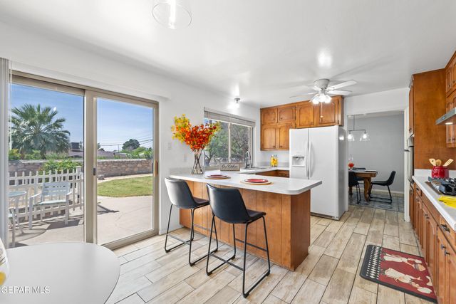 6201 Sylvania Way, El Paso, TX 79912