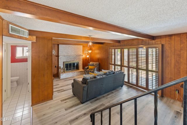 6201 Sylvania Way, El Paso, TX 79912