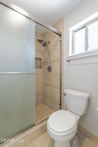 6201 Sylvania Way, El Paso, TX 79912