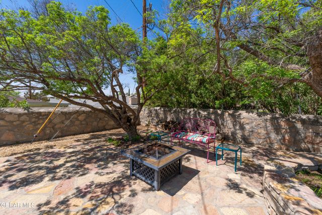 6201 Sylvania Way, El Paso, TX 79912