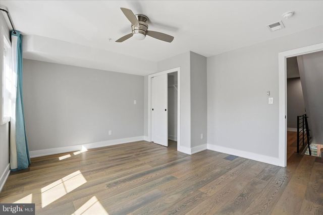 218 FOUNTAIN ST, Philadelphia, PA 19128